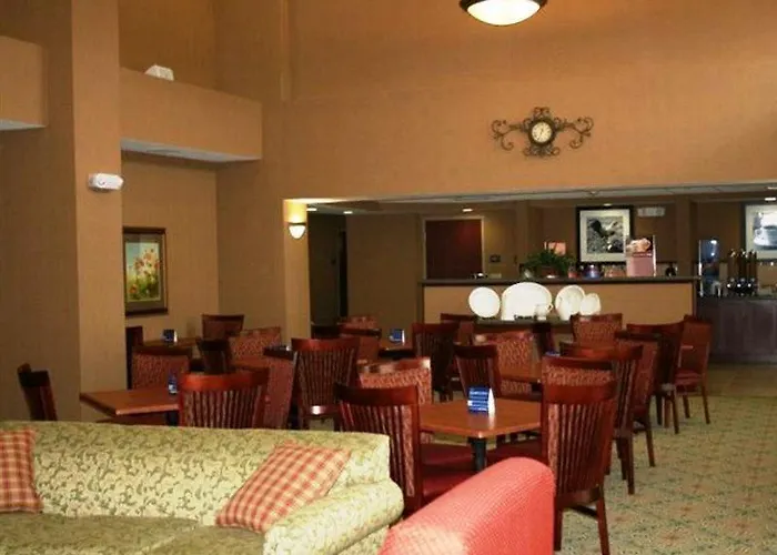 Hotel Hampton & St. Louis - Edwardsville