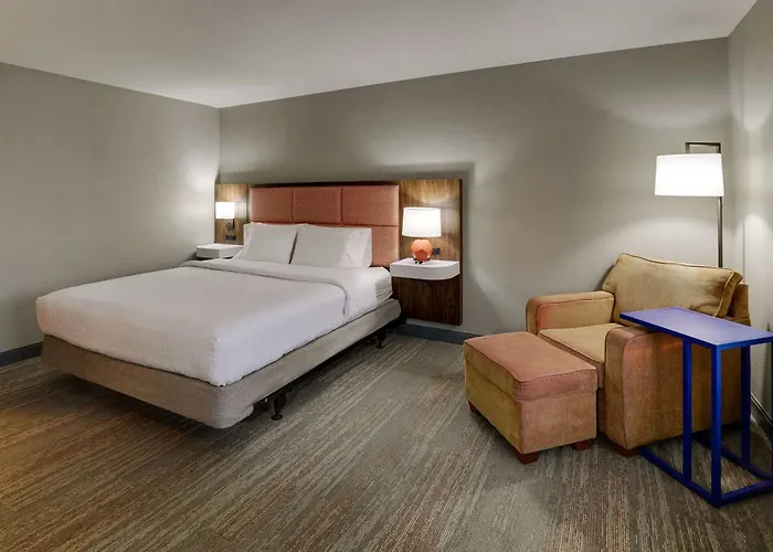 Hampton & St. Louis - Edwardsville Hotel