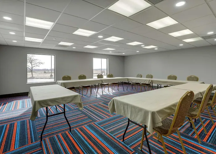 Hampton & St. Louis - Edwardsville Hotel