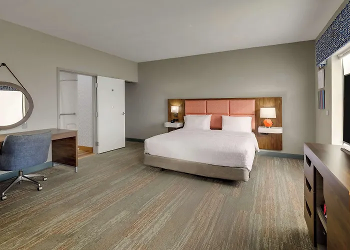 Hampton & St. Louis - Edwardsville Hotel
